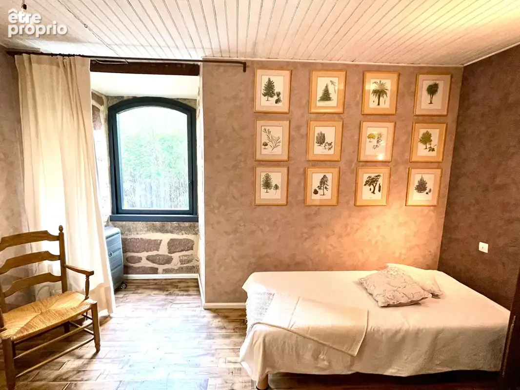 Belle maison en brasier avec dépendances. - photo 13