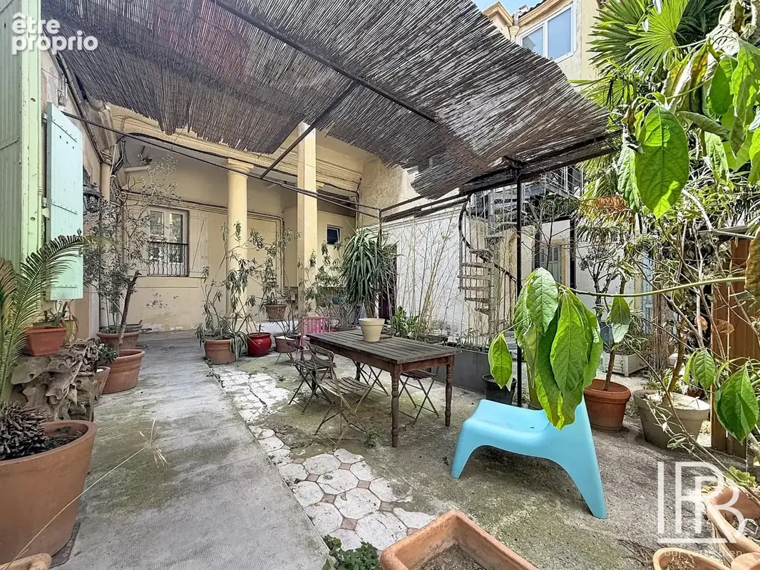 Appartement à MARSEILLE-7E