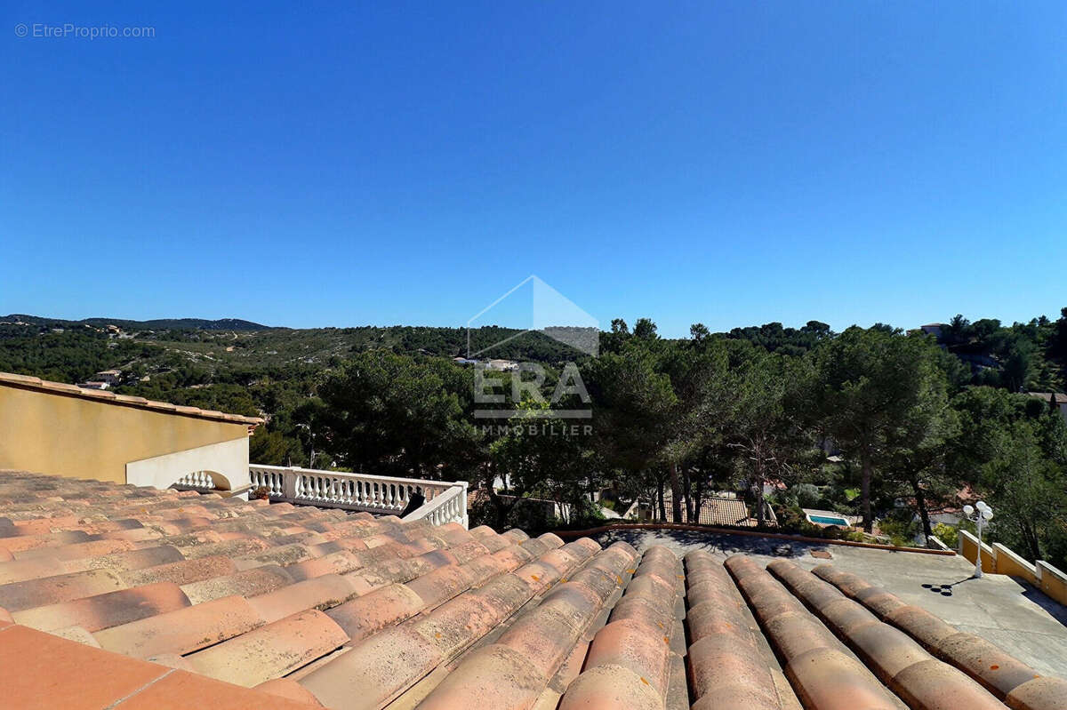 Maison à ENSUES-LA-REDONNE