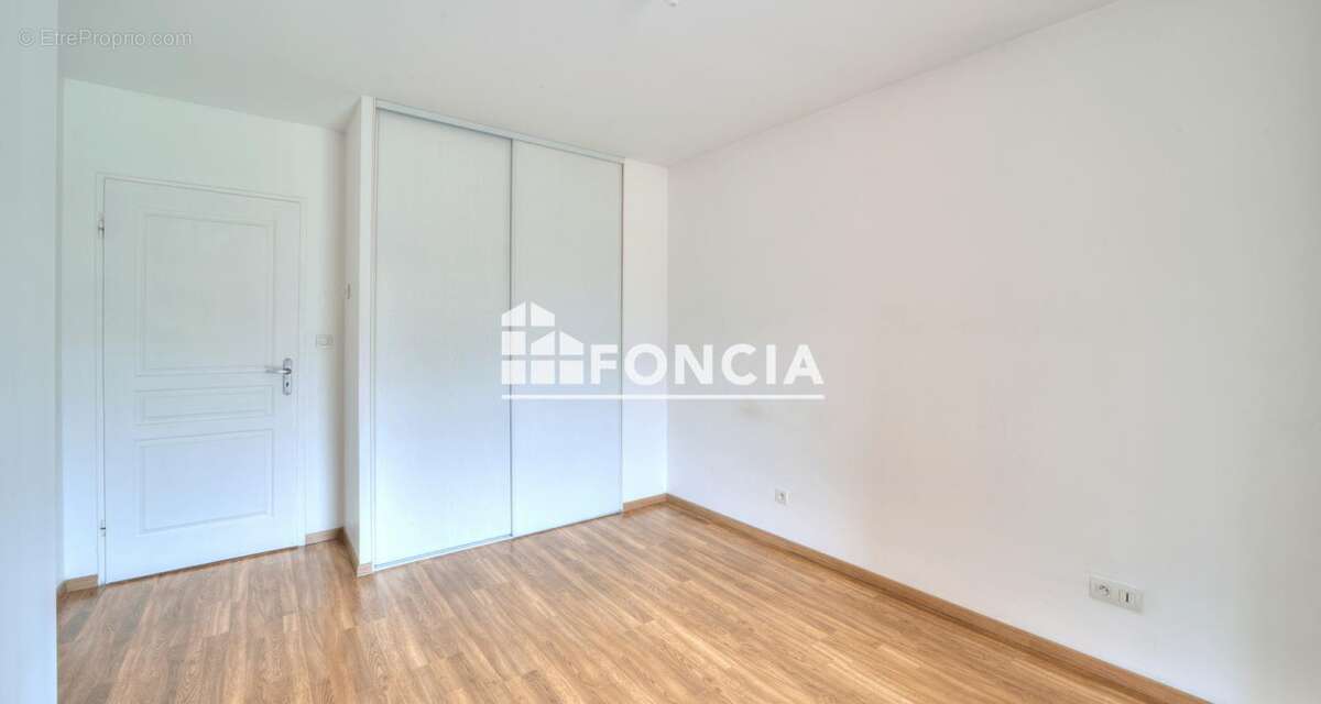 Appartement à CESSY