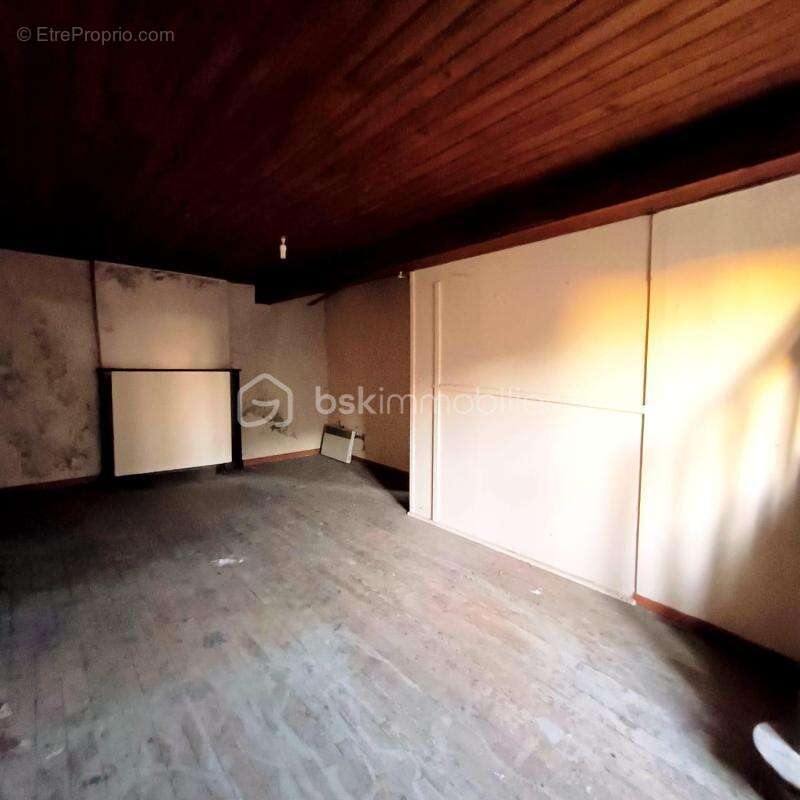 Maison 131m² à rénover - photo 5