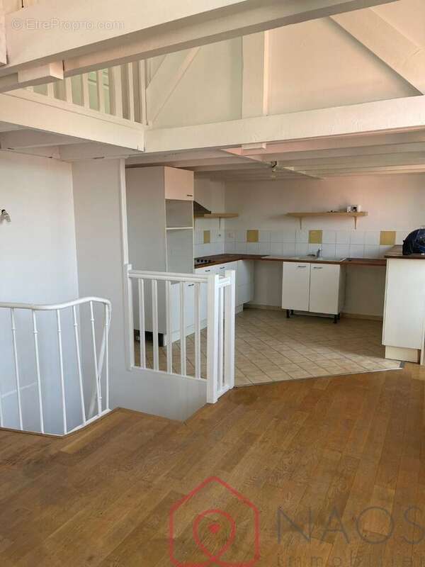 Appartement à COLOMBES