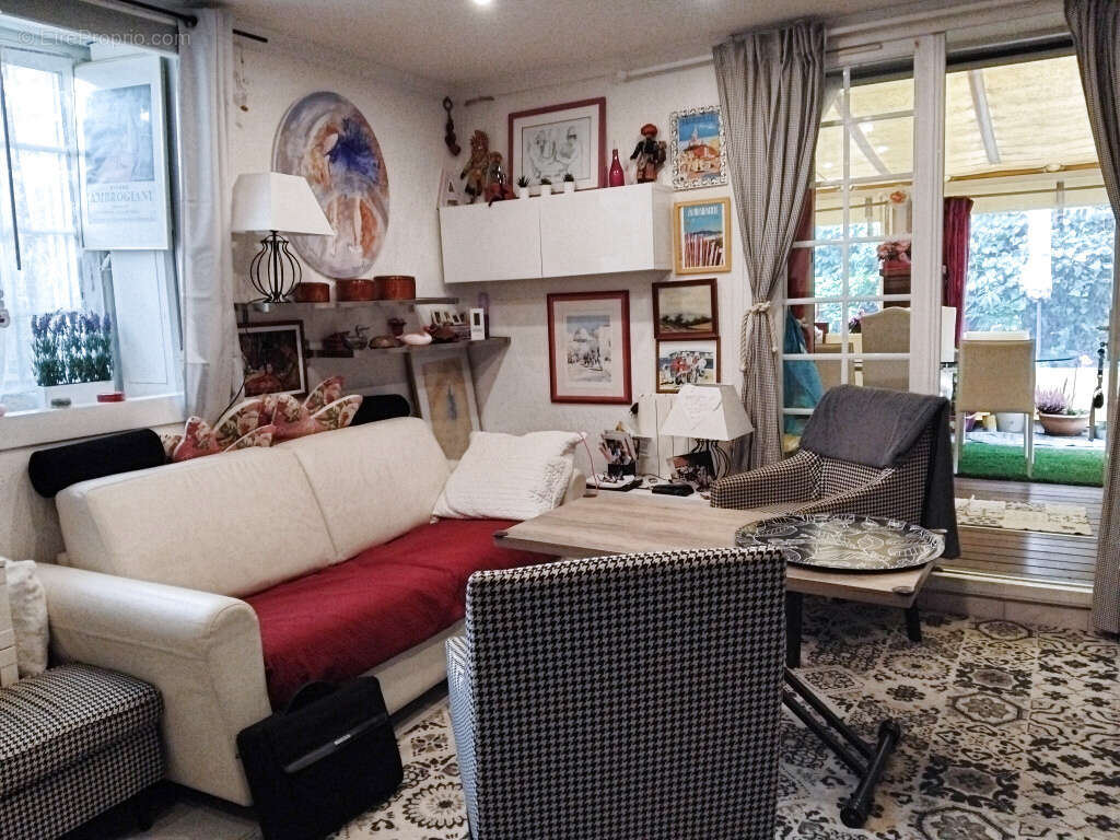 Appartement à HYERES