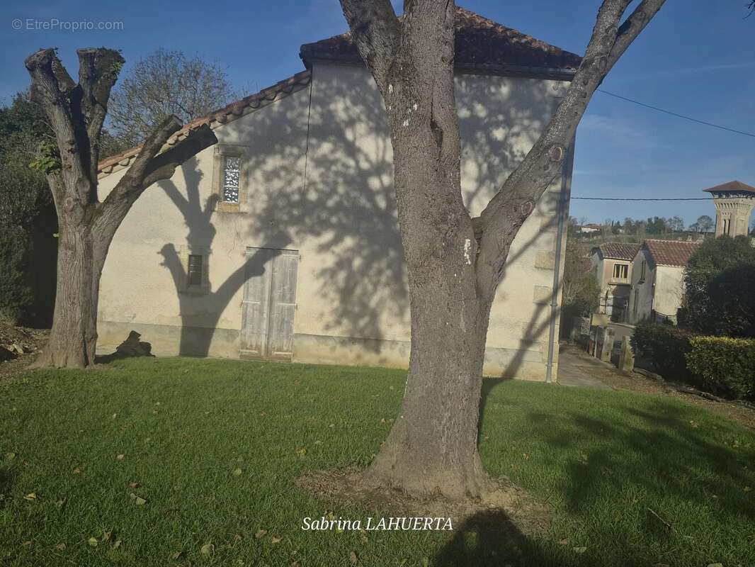 Maison à NOMDIEU