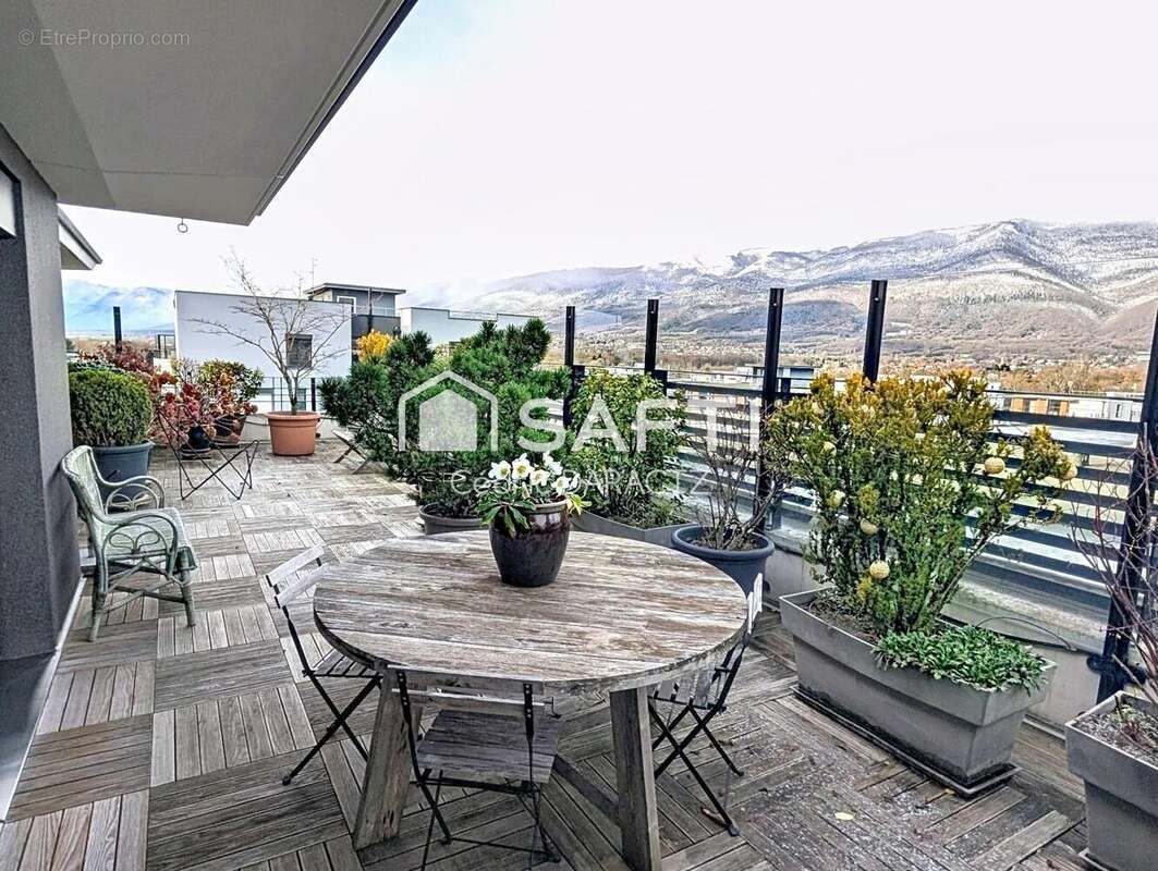 Photo 2 - Appartement à SAINT-GENIS-POUILLY