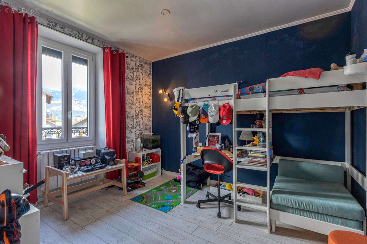 Maison à VILLARD-BONNOT