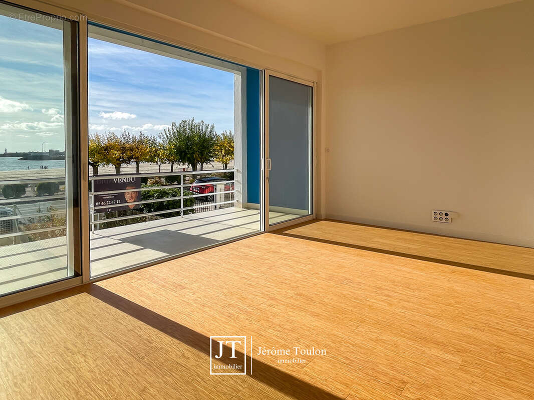 Appartement 59 m² à Royan  - photo 8
