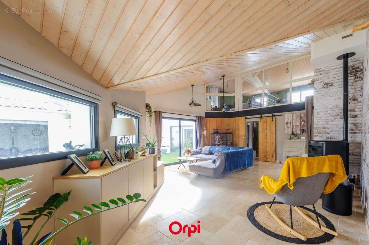 Maison à NIEUL-SUR-MER