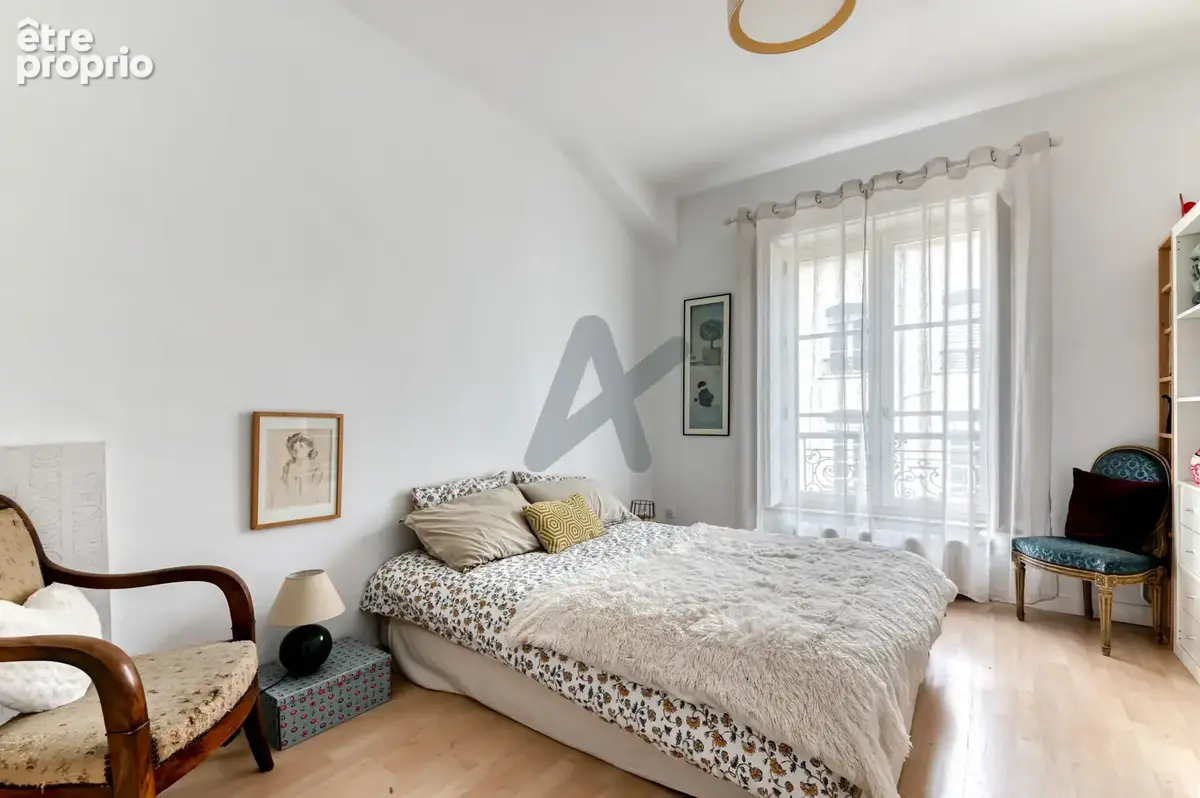 LYON 2 Quartier d'Ainay - 110 m2 : un lieu de caractère à vivre autant qu’à habiter. - photo 8