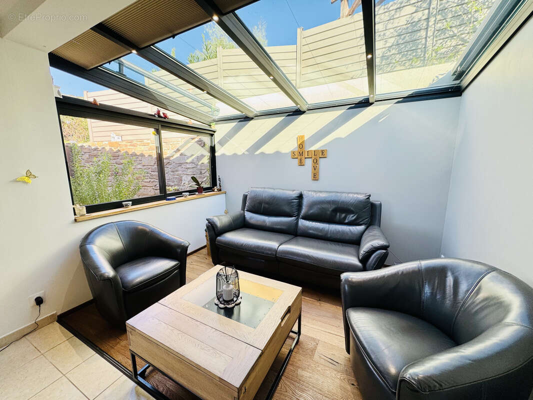 Maison à BORMES-LES-MIMOSAS