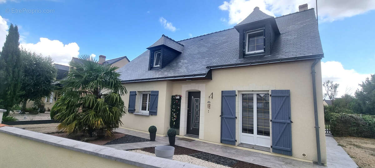 Maison à BRISSAC-QUINCE