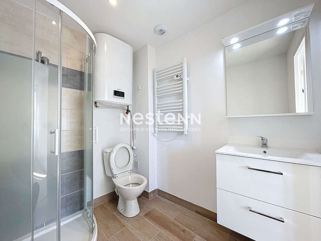 Appartement à VALLAURIS