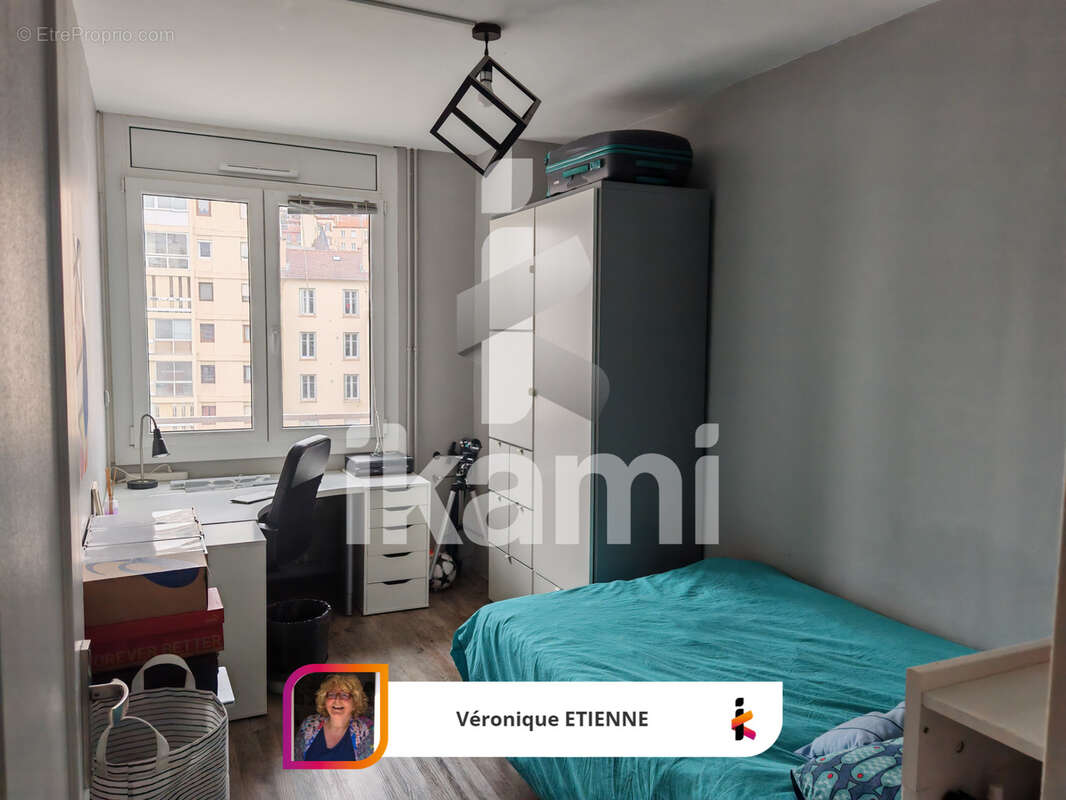Appartement à SAINT-ETIENNE