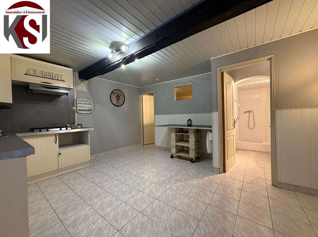 Maison à ESPARRON
