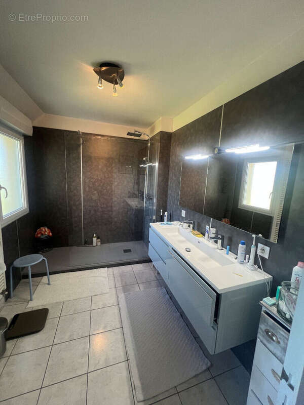 Maison à BONCHAMP-LES-LAVAL