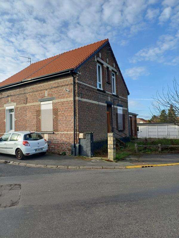 Maison à MARLES-LES-MINES