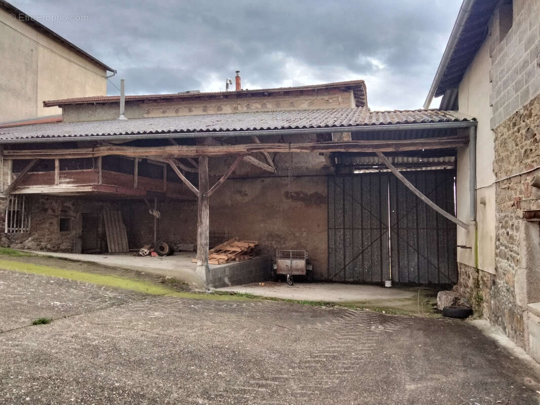 Maison à PANISSIERES