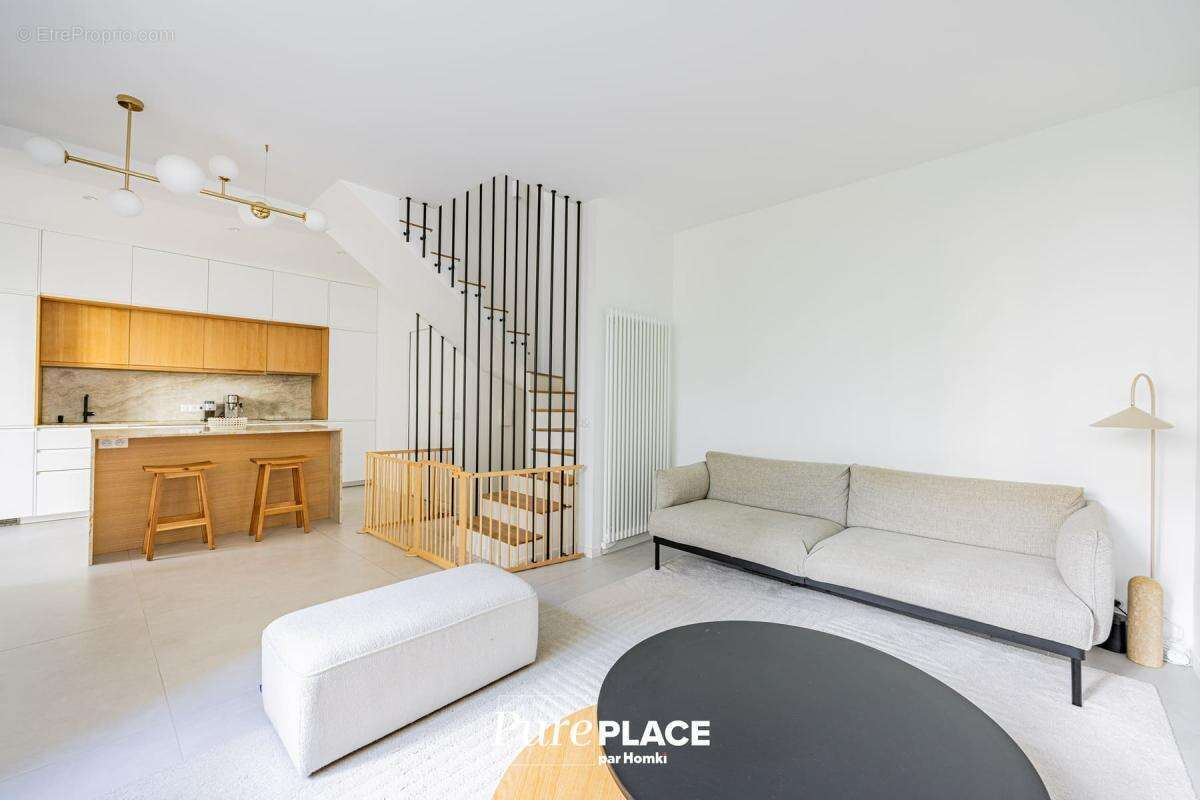 Maison à PARIS-14E