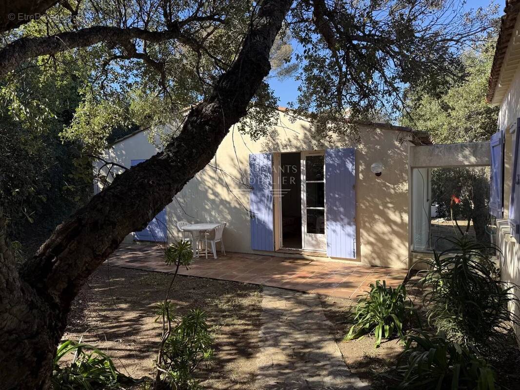 Maison à RAMATUELLE