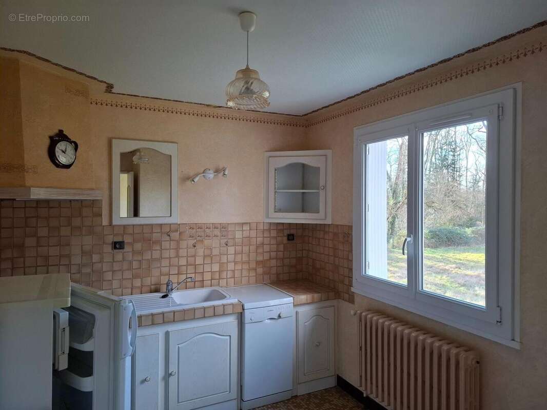 Maison 110 m² à Chambon-Sur-Cisse  - photo 7