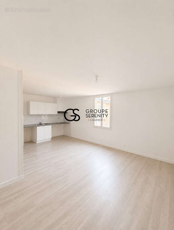 Appartement 50 m² à Begles  - photo 2
