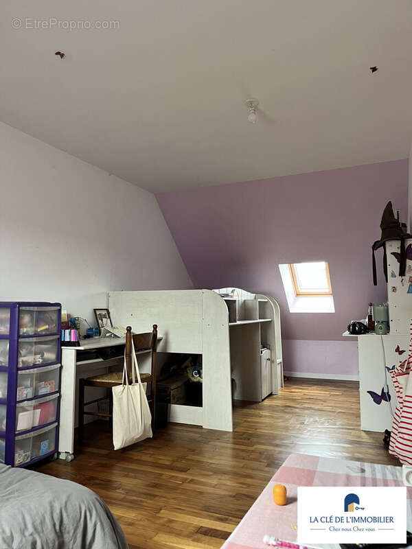 Maison 107 m² à Quemeneven  - photo 5