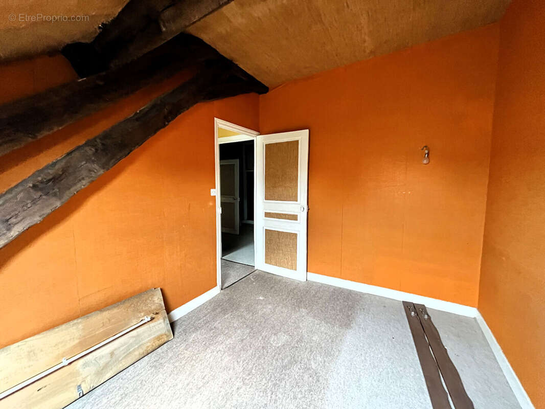 Maison à GROSSOUVRE