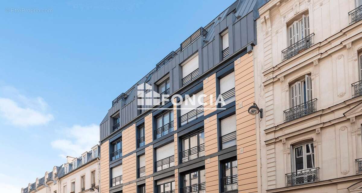 Appartement à PARIS-18E