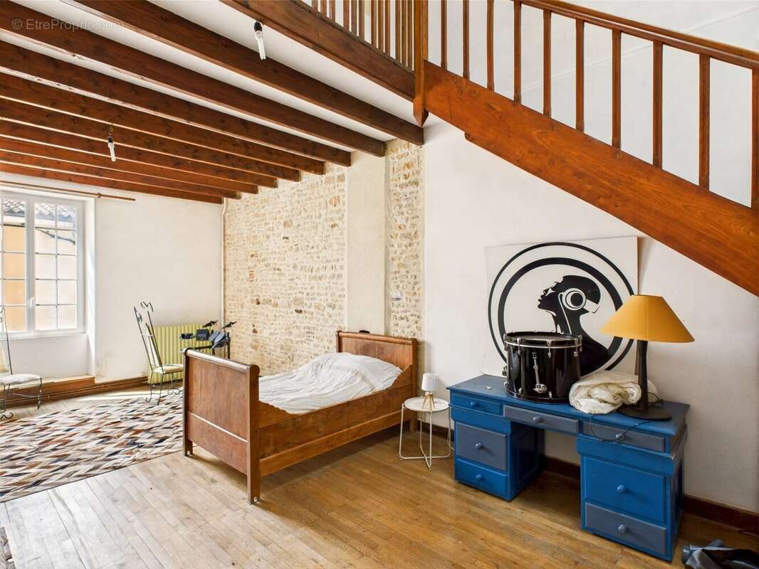 Maison à RUFFEC