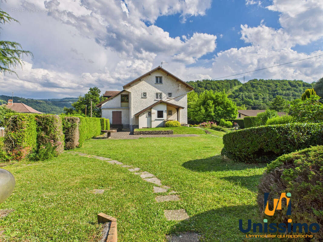 Maison 295 m² à Pont-De-Roide  - photo 5