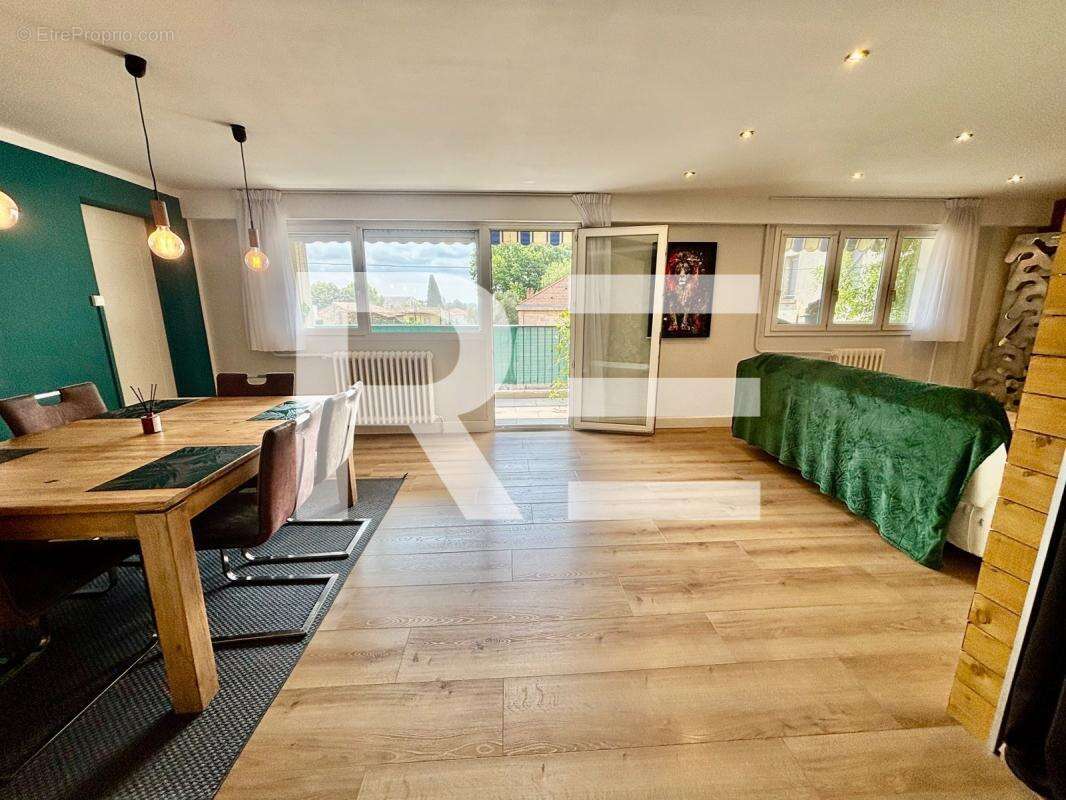 Appartement à NIMES