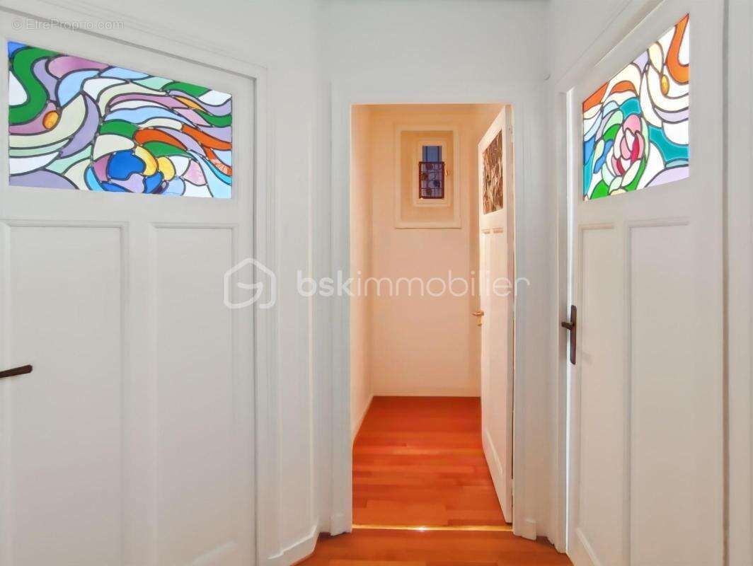 En exclusivité : T2 de charme style Art déco avec cave, cellier et jardin partagé – Rue de Nantes, Rennes - photo 7