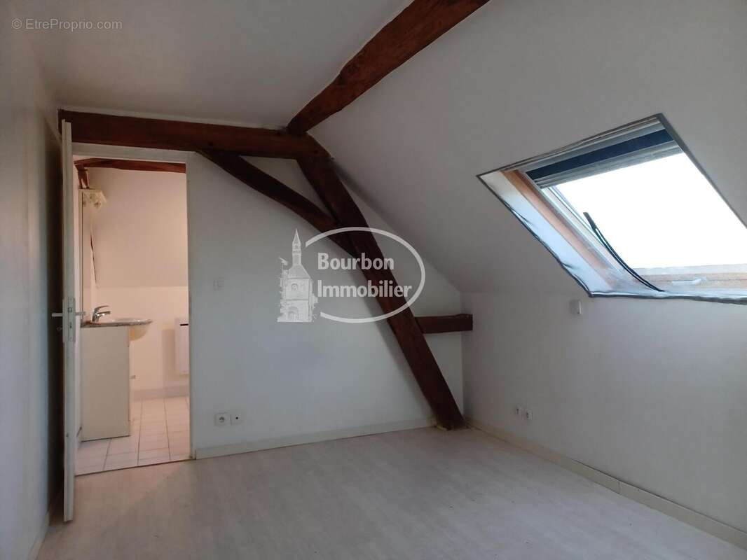 n°2 - Maison à GILLY-SUR-LOIRE