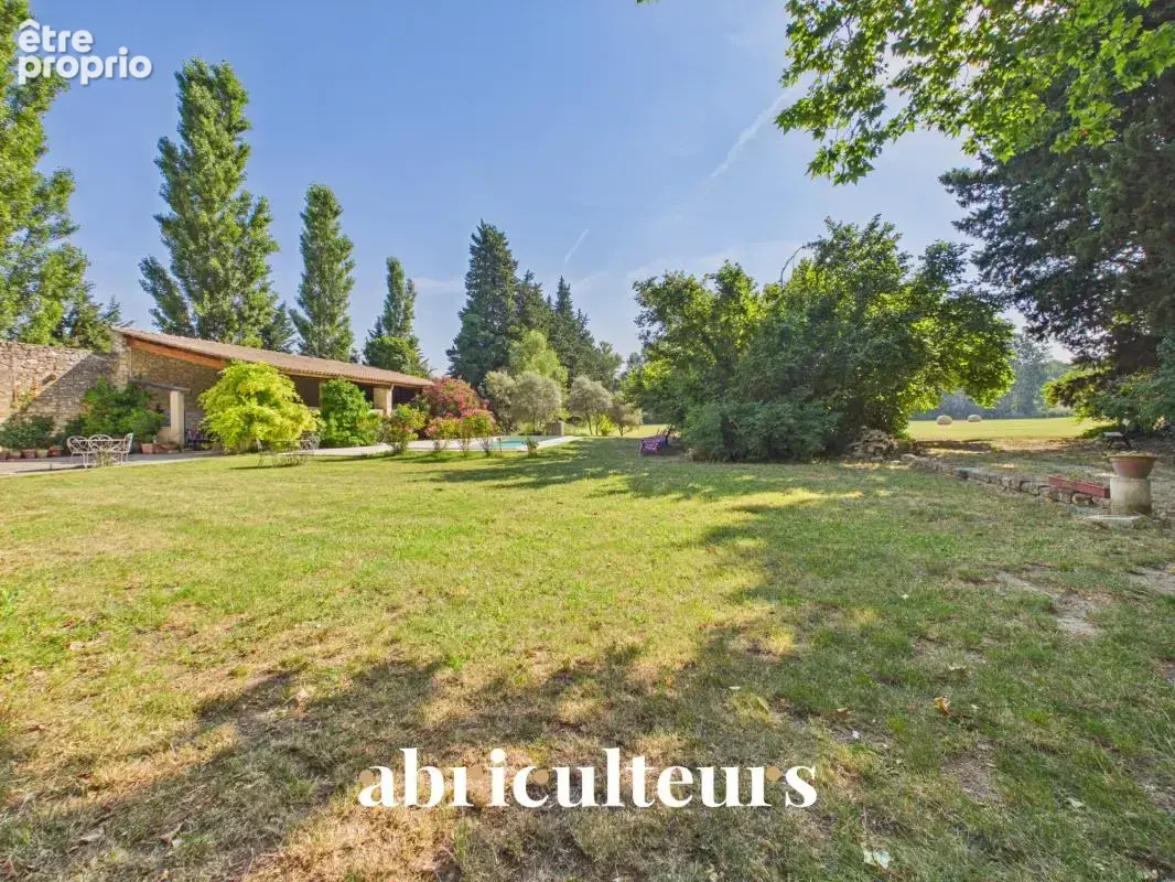 Mas provençal de 310 m² avec piscine et parc de 7 880 m² à Orgon (13660) - PNR des Alpilles - photo 20