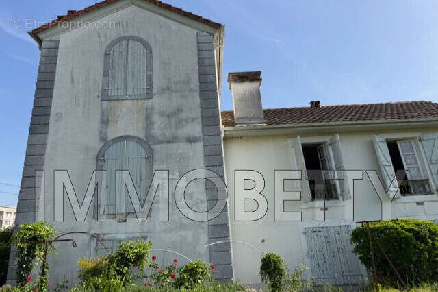 Maison à JURANCON