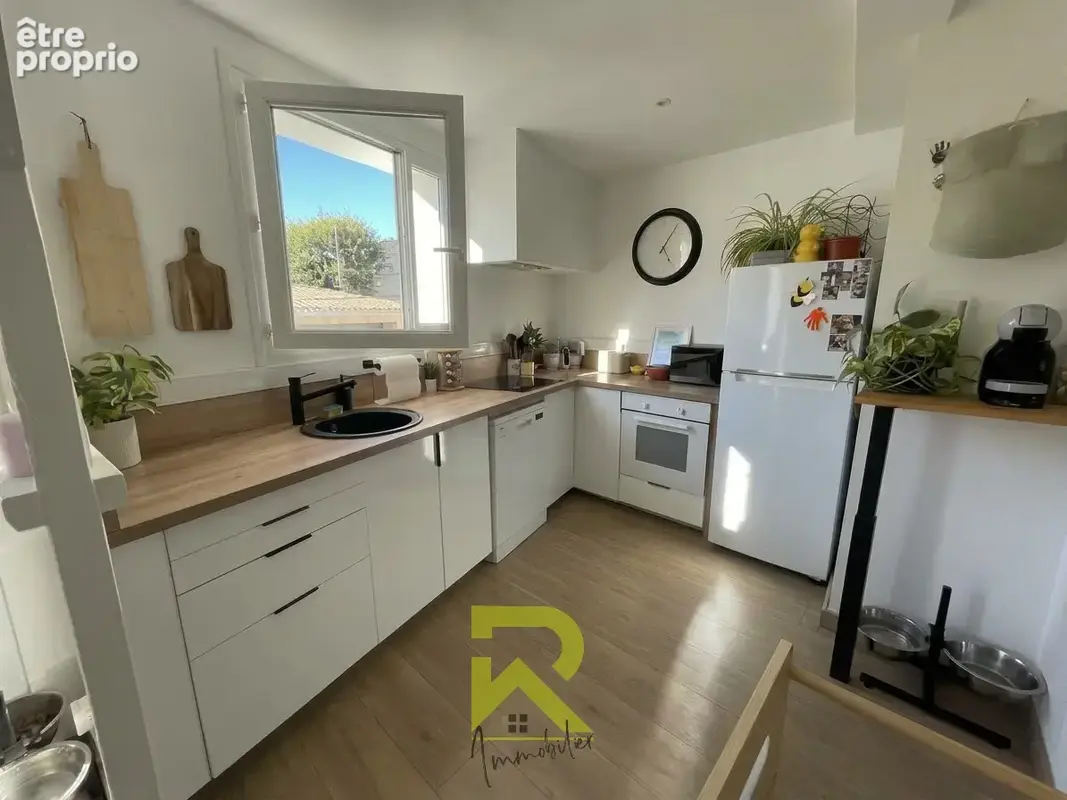 Maison de caractère avec studio indépendant à Pinet (34) - photo 4