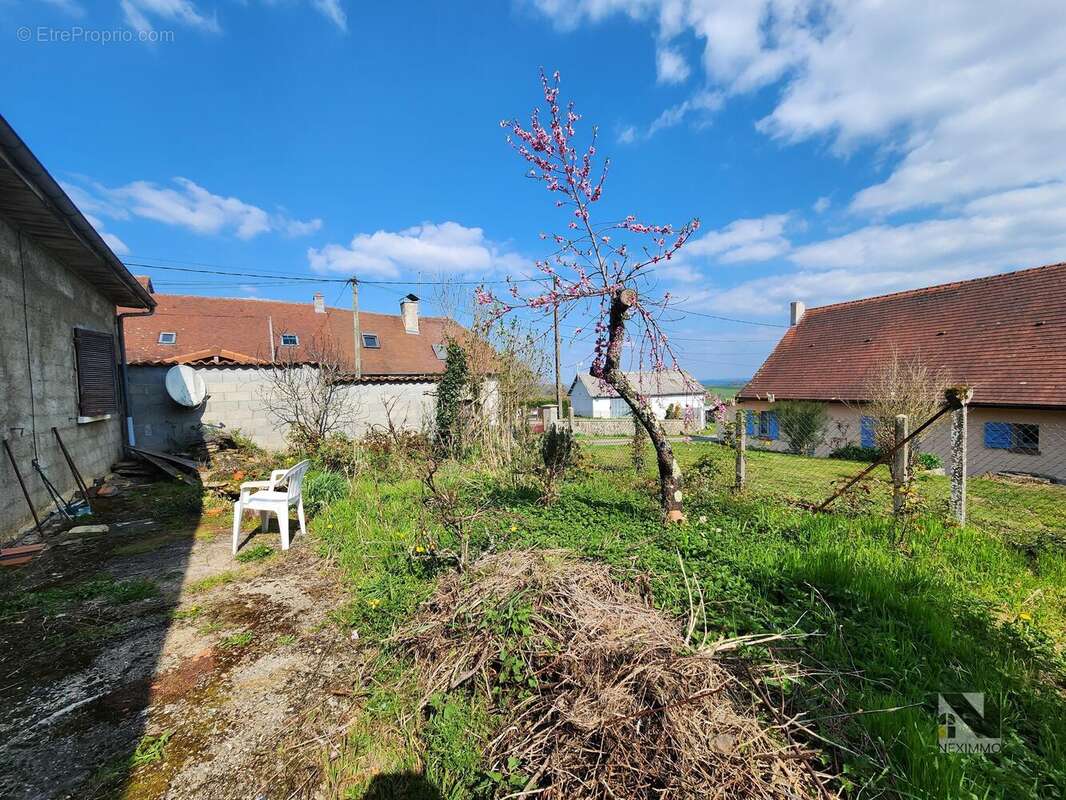 Maison à JANAILHAC