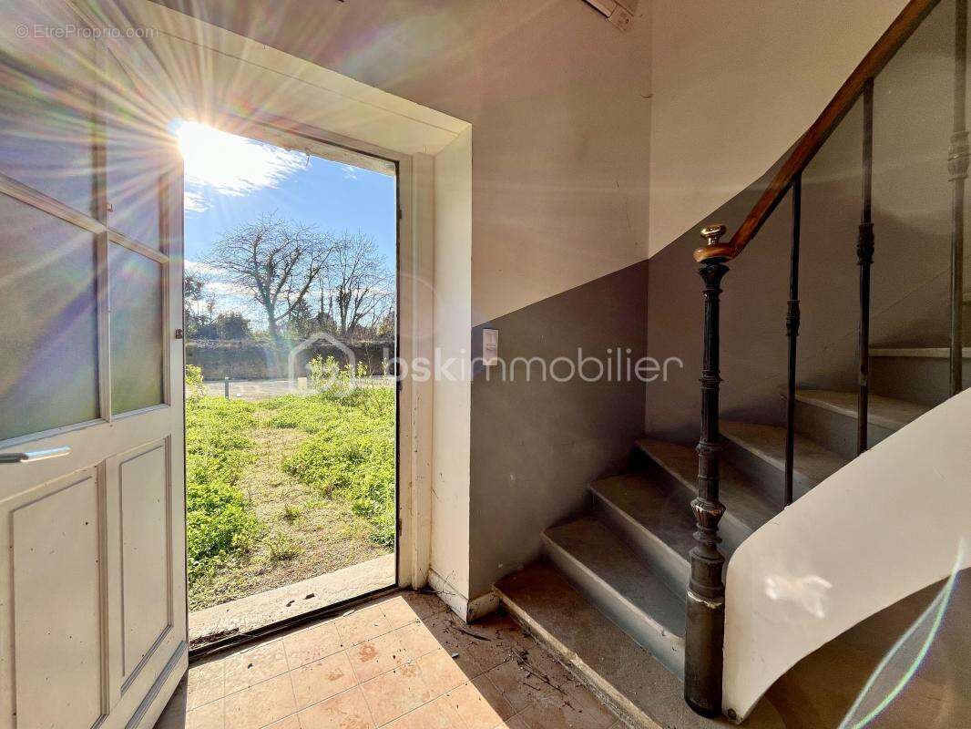 Appartement à CRECHES-SUR-SAONE