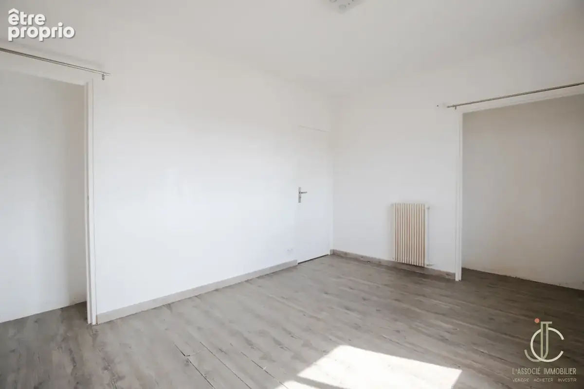 SEICHAMPS - Maison 80m2 - 3 chambres - Jardin et garage - photo 12