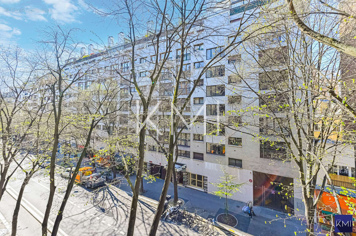 Appartement à PARIS-20E