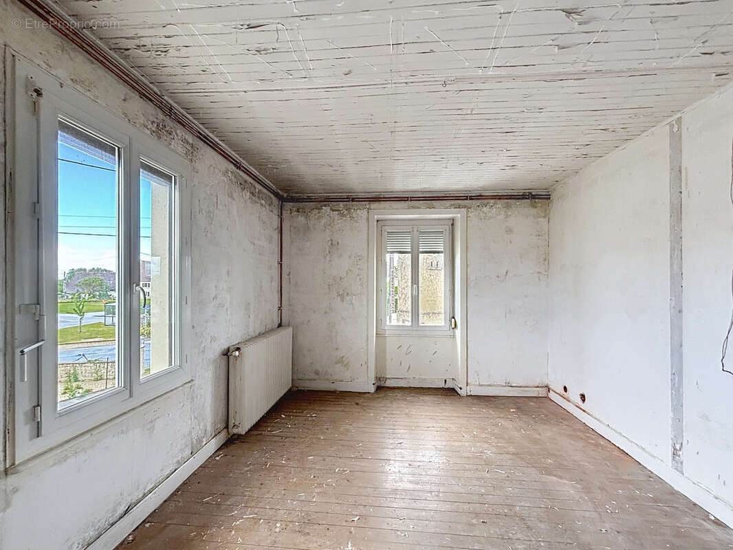 Appartement à TASSENIERES