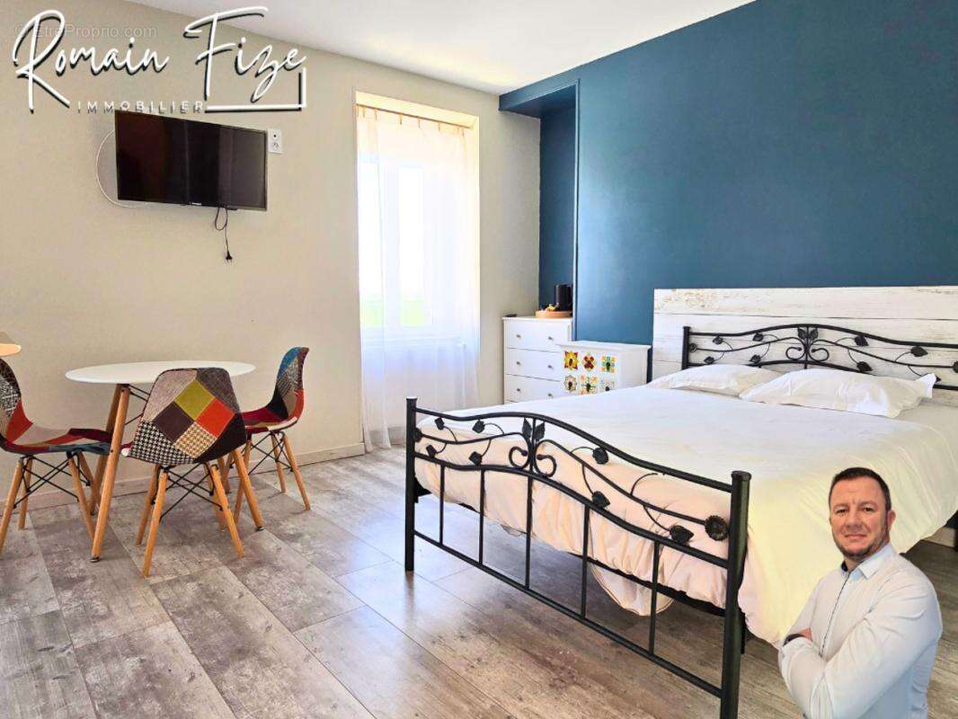 Commerce à COURTILS