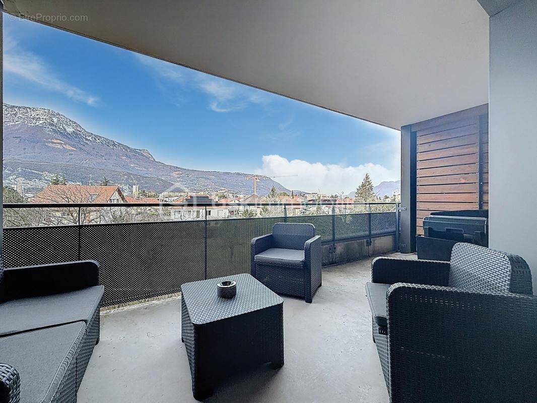 Appartement à ECHIROLLES
