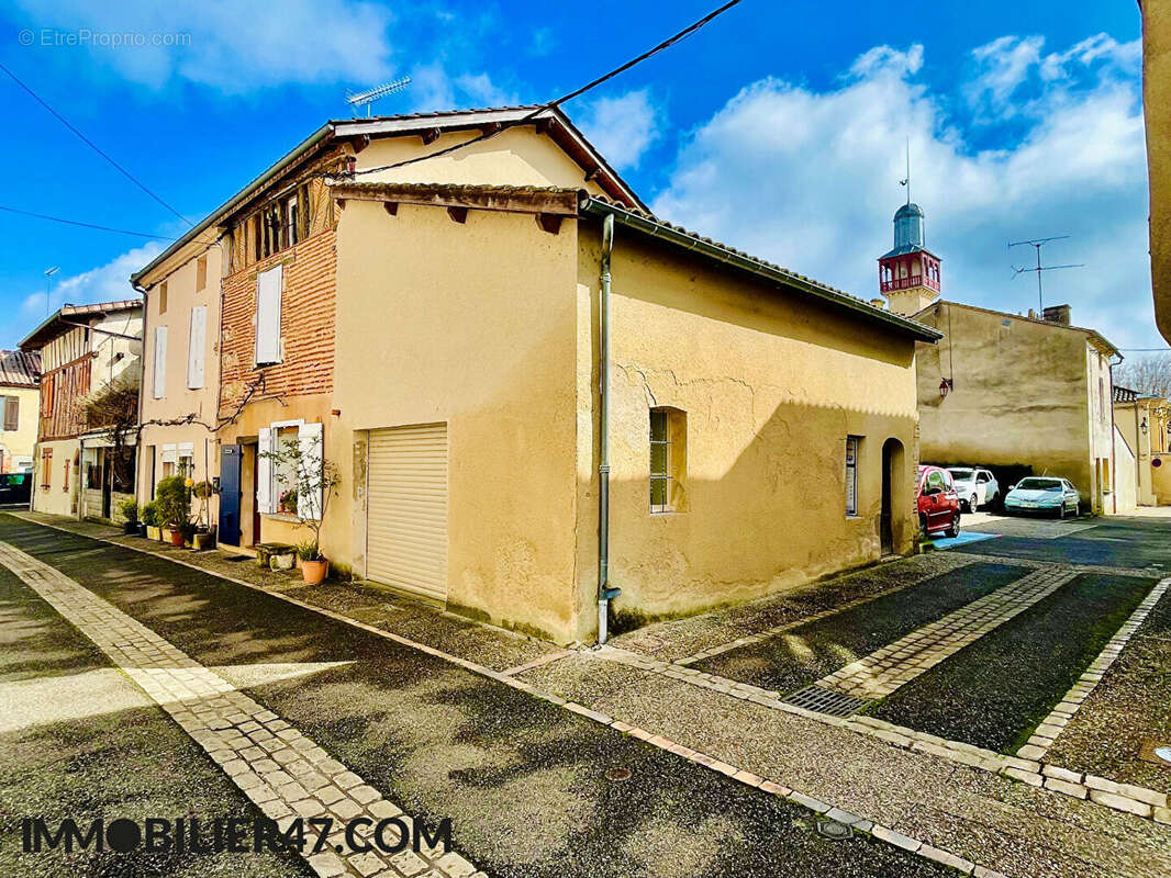 Maison à CASTELMORON-SUR-LOT