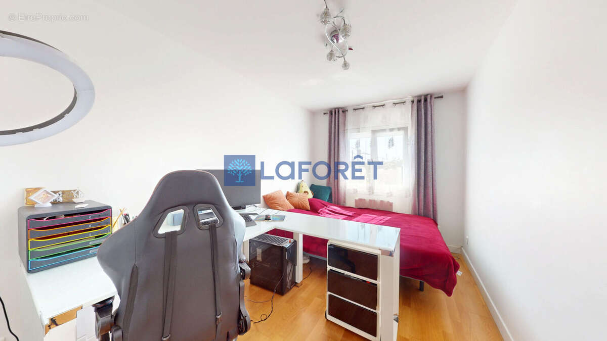 Maison à PARAY-VIEILLE-POSTE