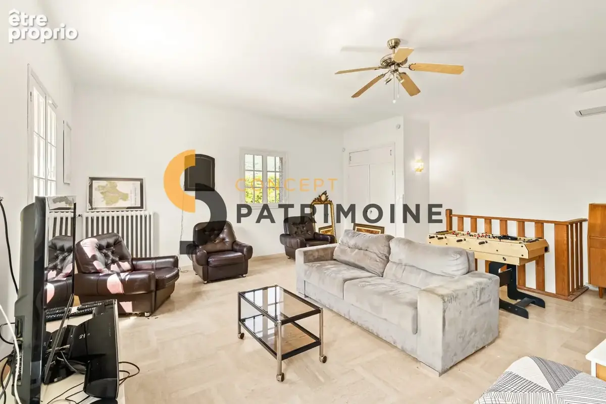 Maison 313 m² à Fayence  - photo 8