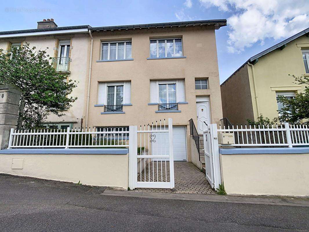 Maison à SAINT-MAX