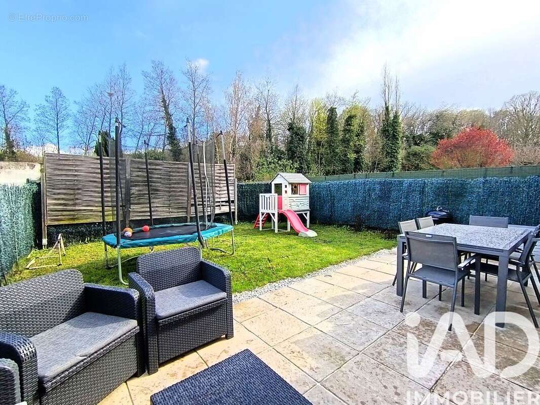 Photo 3 - Maison à VERT-SAINT-DENIS