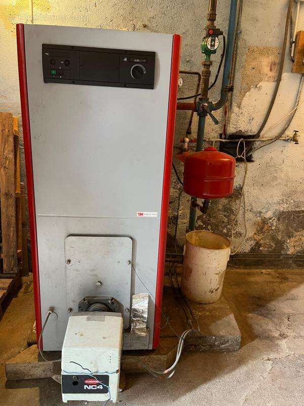 Maison à BERSAC-SUR-RIVALIER