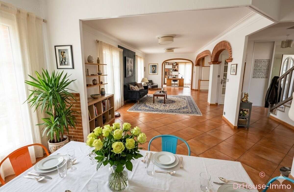Maison 272 m² à Cugnaux  - photo 156